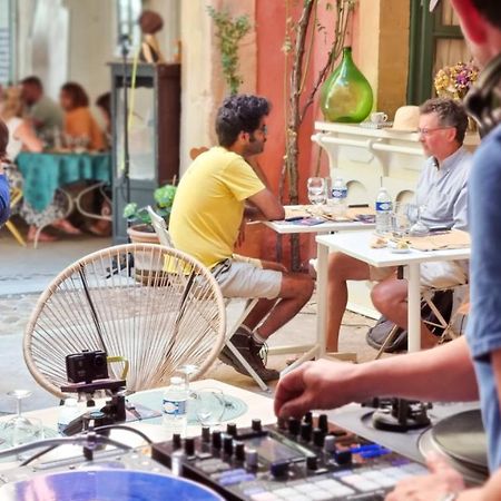 تاراسكون Rue Du Chateau المظهر الخارجي الصورة