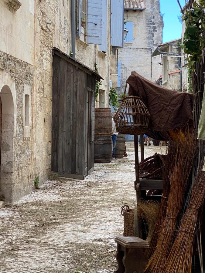 تاراسكون Rue Du Chateau المظهر الخارجي الصورة