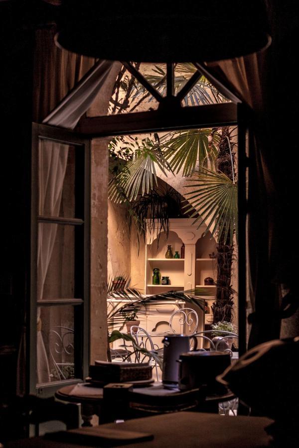 تاراسكون Rue Du Chateau المظهر الخارجي الصورة